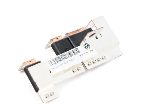 5C0937629G - NEW VOLKSWAGEN BEETLE A5 MULTI-FUSE PLATE 5C0937629G ORIGINAL