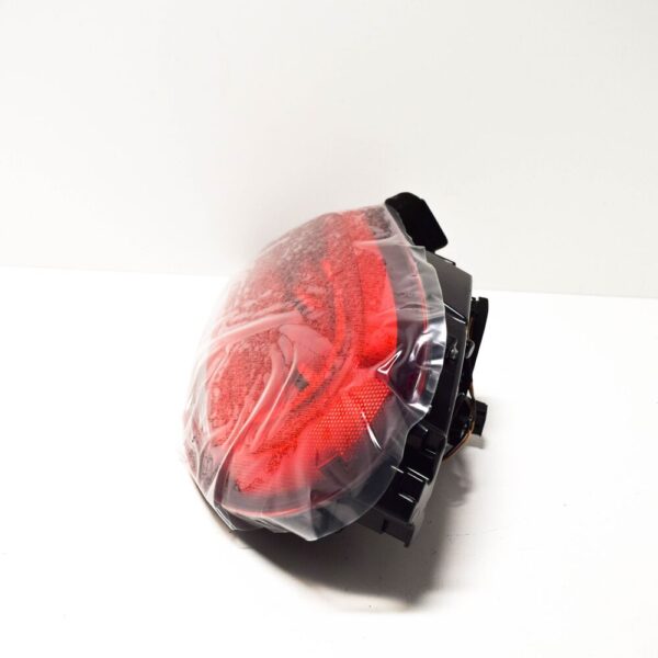 5C3945208D - Volkswagen Beetle Convertible A5 taillight right 5C3945208D new