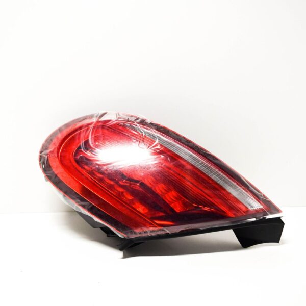 5C3945208D - Volkswagen Beetle Convertible A5 taillight right 5C3945208D new