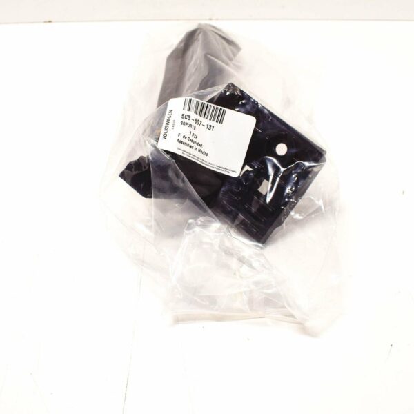 5C5807131 - NEW VOLKSWAGEN BEETLE A5 REAR BUMPER LEFT BRACKET 5C5807131