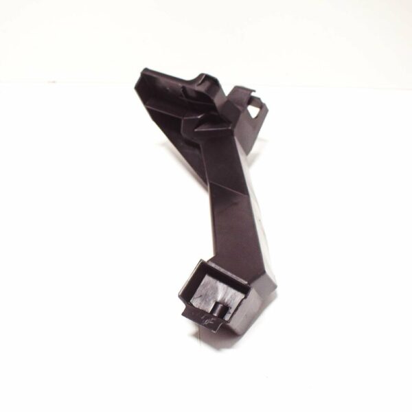 5C5807131 - NEW VOLKSWAGEN BEETLE A5 REAR BUMPER LEFT BRACKET 5C5807131