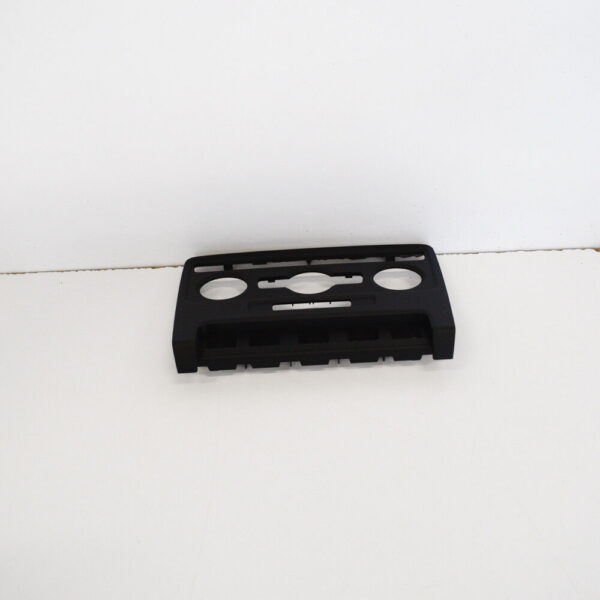 5C5820073F - OEM VOLKSWAGEN BEETLE 5C RADIO CLIMATE CONTROL FRAME 5C5820073F 1QB GENUINE