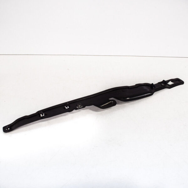 5C5821112 - NEW FOLKSCAR BEETLE A5 FRONT RIGHT FENDER END PLATE 5C5821112