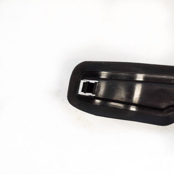 5C5821112 - NEW FOLKSCAR BEETLE A5 FRONT RIGHT FENDER END PLATE 5C5821112