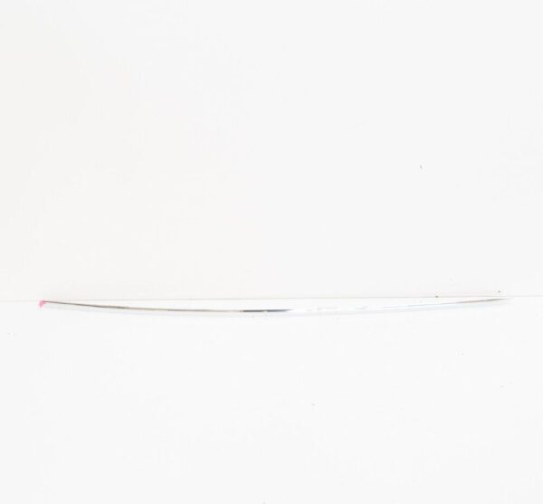5C5837380 - VOLKSWAGEN BEETLE FRONT RIGHT SIDE DOOR CHROME STRIP 5C5837380 NEW