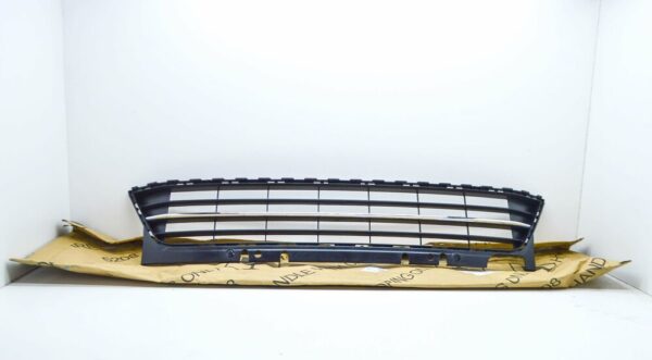 5C5853671SZLL - NEW VOLKSWAGEN BEETLE A5 FRONT BUMPER LOWER GRILLE 5C5853671SZLL ORIGINAL