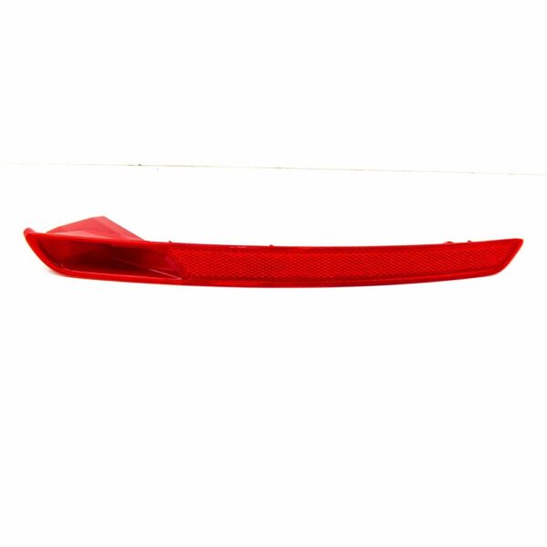 5C5945702B - NEW VW BETTLE A5 CABRIO REAR BUMPER RIGHT SIDE REFLECTOR 5C5945702B