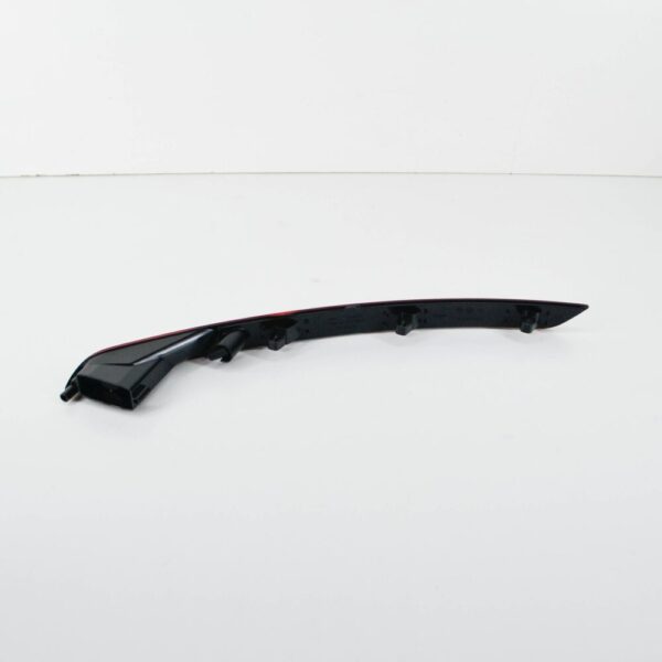 5C5945702D - NEW VOLKSWAGEN BEETLE A5 BUMPER REAR RIGHT REFLECTOR 5C5945702D ORIGINAL
