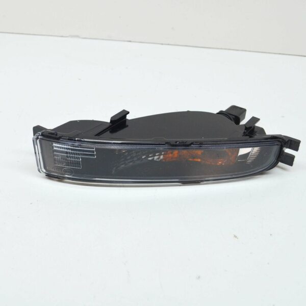5C5953042D - OEM VOLKSWAGEN BEETLE A5 FRONT RIGHT TURN SIGNAL LIGHT 5C5953042D GENUINE