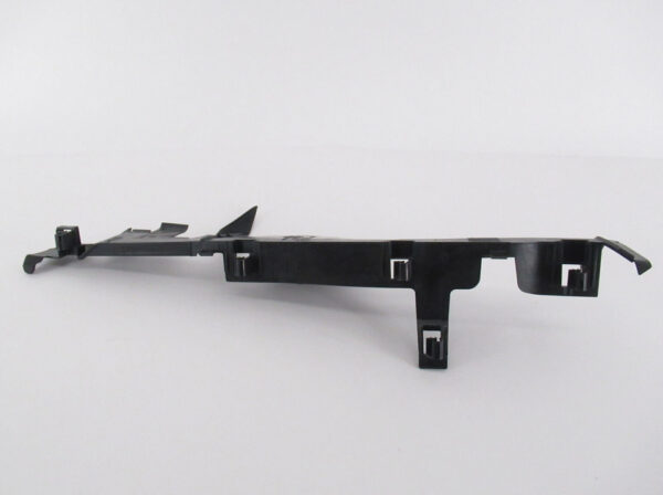 5C6121283K - NEW VOLKSWAGEN JETTA A6 MK6 LEFT SIDE COOLER AIR DEFLECTOR 5C6121283K ORIGINAL