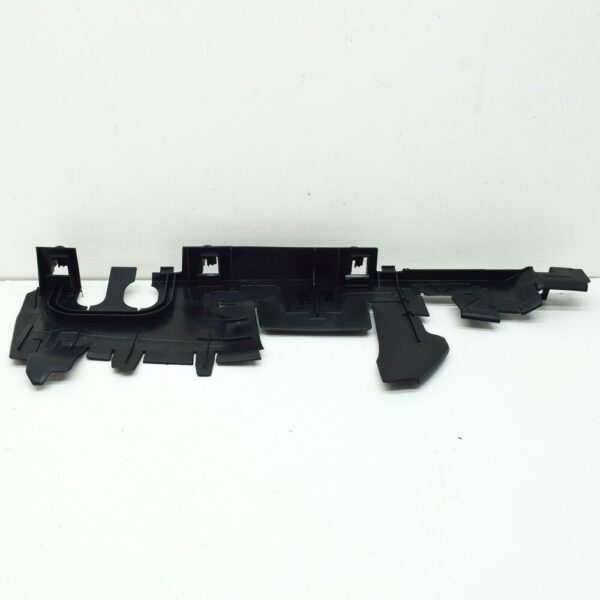 5C6121284G - NEW VOLKSWAGEN JETTA MK6 A6 RIGHT RADIATOR AIR GUIDE 5C6121284G ORIGINAL