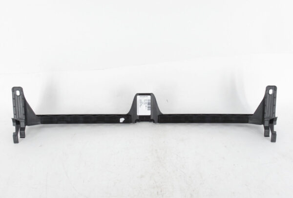 5C6805706J - NEW VOLKSWAGEN JETTA A6 FRONT BUMPER CENTER GUIDE SECTION 5C6805706J ORIGINAL