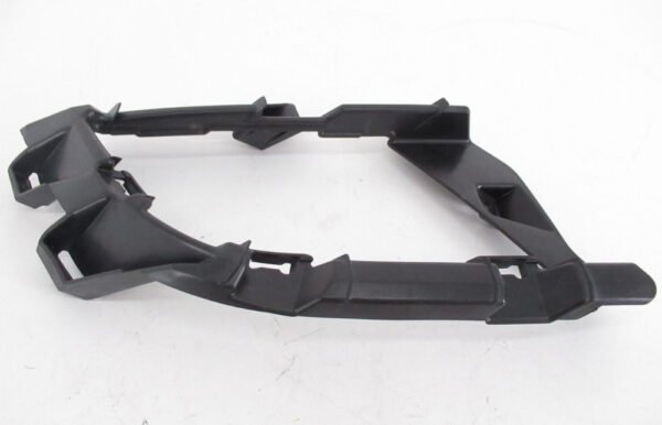 5C6807261 - NEW VW JETTA A6 FRONT BUMPER LEFT FOG LIGHT BRACKET 5C6807261 ORIGINAL