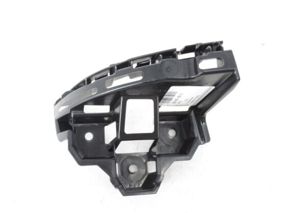 5C6807393E - NEW VOLKSWAGEN JETTA A6 REAR BUMPER LEFT GUIDE PROFILE 5C6807393E ORIGINAL