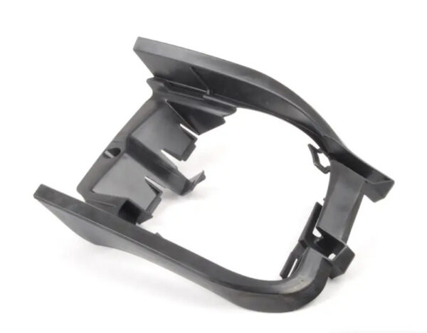 5C6807724 - NEW VOLKSWAGEN JETTA A6 MK6 FRONT RIGHT SIDE FOG LIGHT BRACKET 5C6807724