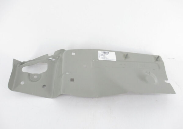 5C6810690 - NEW VW JETTA A6 RIGHT TAIL LIGHT MOUNTING 5C6810690 ORIGINAL
