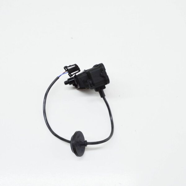 5C6810773K - VW GOLF 5G MK7 Rear Right Fuel Tank Cover Lock Actuator 5C6810773K NEW GENUINE