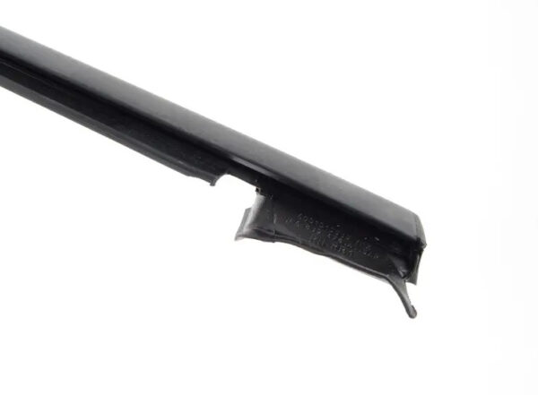 5C6839478A5AP - NEW VW JETTA MK6 REAR RIGHT OUTER WINDOW APERTURE SEAL 5C6839478A5AP ORIGINAL