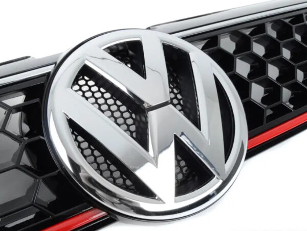 5C6853651ATCEE - NEW VOLKSWAGEN JETTA A6 MK6 FRONT GLI RADIATOR GRILLE 5C6853651ATCEE ORIGINAL