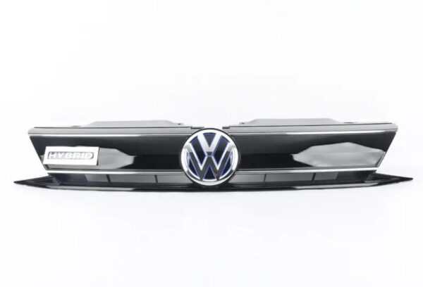 5C6853651NLQI - NEW VOLKSWAGEN JETTA A6 MK6 FRONT HYBRID RADIATOR GRILLE 5C6853651NLQI ORIGINAL