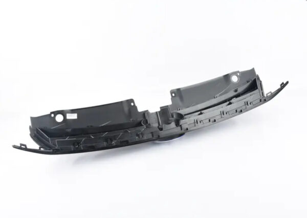 5C6853651NLQI - NEW VOLKSWAGEN JETTA A6 MK6 FRONT HYBRID RADIATOR GRILLE 5C6853651NLQI ORIGINAL