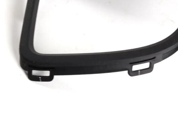 5C6853666B9B9 - NEW VOLKSWAGEN JETTA A6 MK6 FRONT RIGHT GLI VENT GRILLE 5C6853666B9B9 ORIGINAL