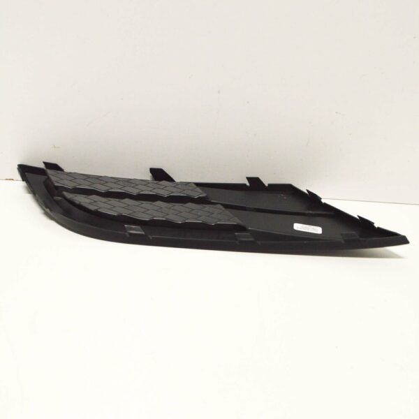 5C6853666G9B9 - NEW VOLKSWAGEN JETTA MK6 FRONT RIGHT FOG LIGHT GRILL 5C6853666G9B9