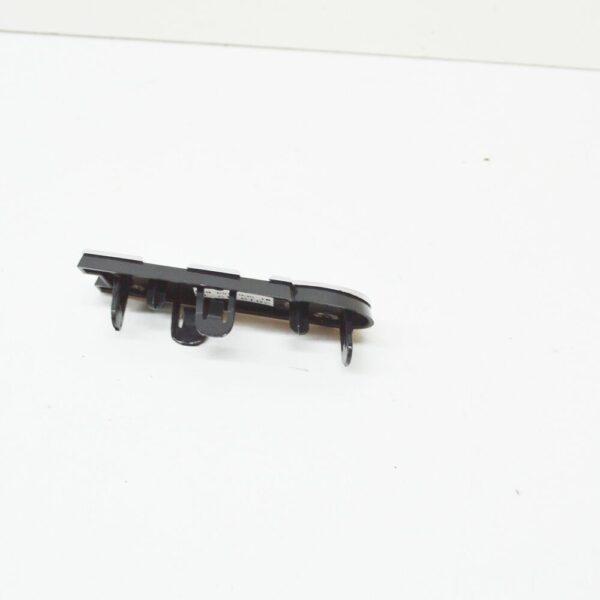 5C6853679739 - NEW VW JETTA A6 MK6 FRONT RADIATOR GRILLE INSCRIPTION BADGE 5C6853679739