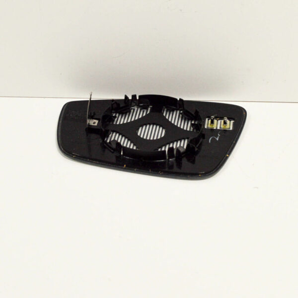 5C6857522K - NEW VOLKSWAGEN JETTA MK6 FRONT RIGHT DOOR MIRROR HEATED GLASS 5C6857522K