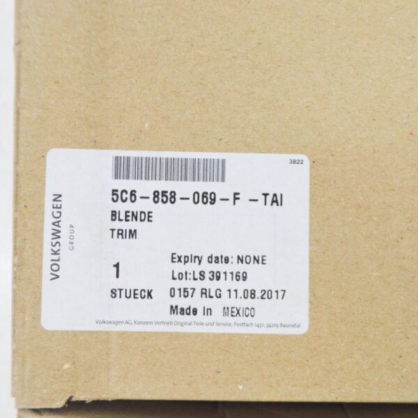5C6858069FTAI - NEW VW JETTA MK6 16 CENTER INSTRUMENT PANEL RADIO TRIM 5C6858069FTAI