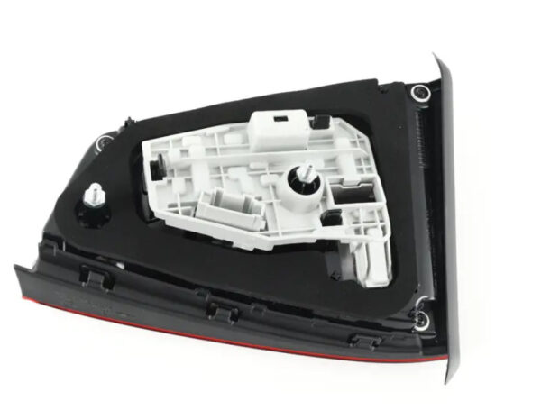 5C6945093K - NEW VOLKSWAGEN JETTA A6 MK6 REAR LEFT SIDE LID TAILLIGHT 5C6945093K ORIGINAL