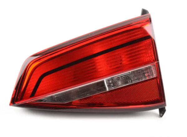5C6945094D - NEW VOLKSWAGEN JETTA A6 MK6 REAR RIGHT INNER TAILLIGHT 5C6945094D ORIGINAL