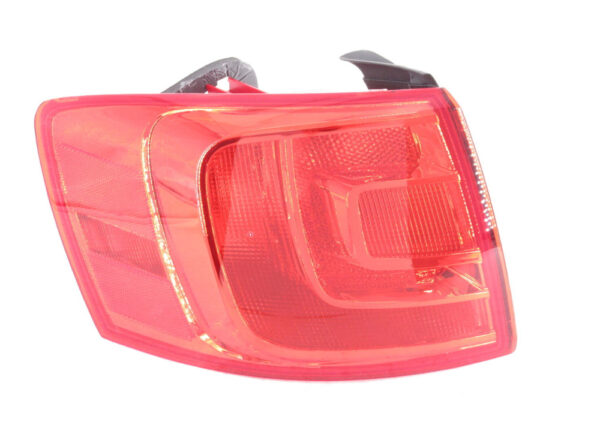5C6945095D - NEW VOLKSWAGEN JETTA A6 REAR LEFT OUTER TAILLIGHT 5C6945095D