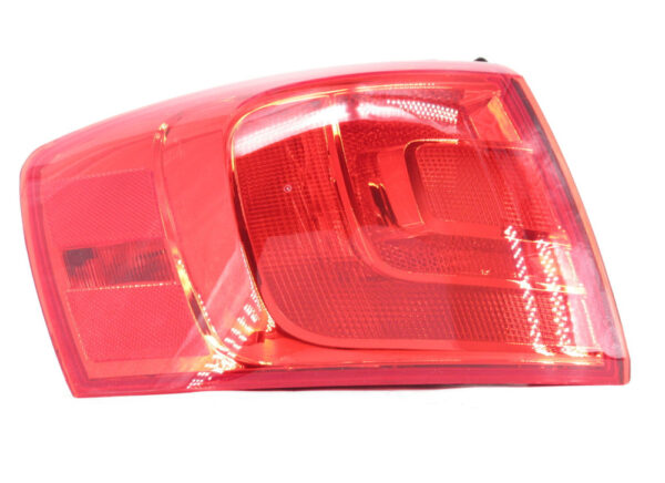 5C6945095D - NEW VOLKSWAGEN JETTA A6 REAR LEFT OUTER TAILLIGHT 5C6945095D