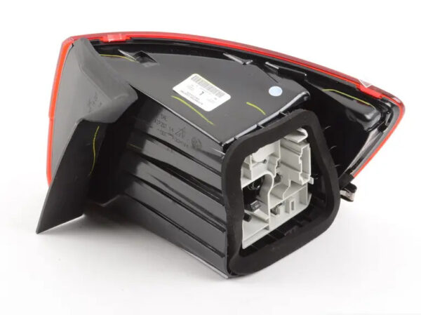 5C6945095F - NEW VW JETTA MK6 16 REAR OUTER LEFT TAILLIGHT 5C6945095F ORIGINAL