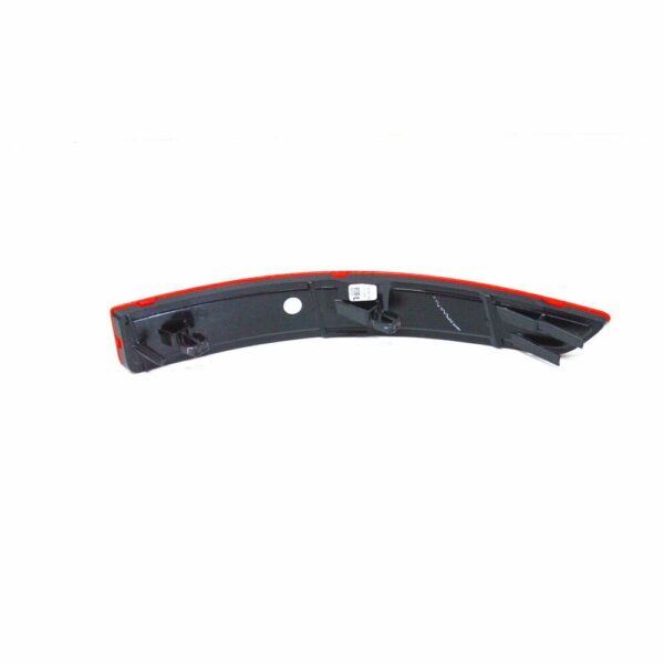 5C6945105B - NEW VOLKSWAGEN JETTA REAR LEFT REFLECTOR 5C6945105B