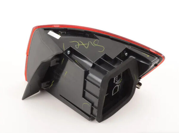5C6945207D - NEW VW JETTA MK6 16 REAR OUTER LEFT TAILLIGHT 5C6945207D ORIGINAL