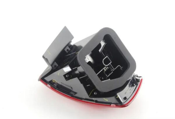 5C6945208 - New Genuine VOLKSWAGEN JETTA Rear Outer Right Led Tail Light 5C6945208A OEM