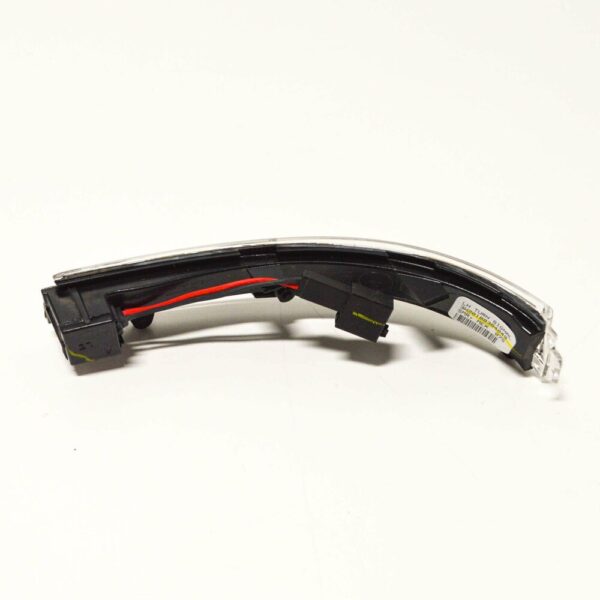 5C6949101 - NEW VW JETTA MK6 FRONT LEFT DOOR MIRROR TURN SIGNAL INDICATOR 5C6949101