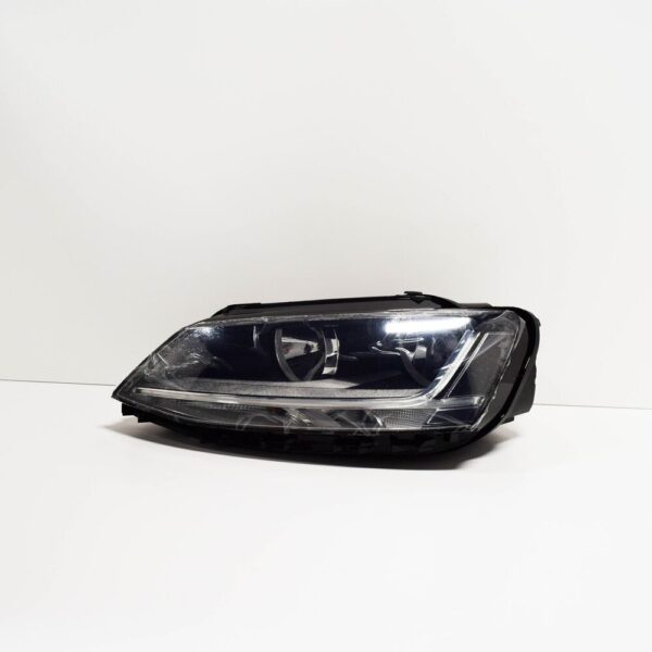 5C7941005K - Volkswagen Jetta A6 halogen headlights front left LHD 5C7941005K NEW ORIGINAL