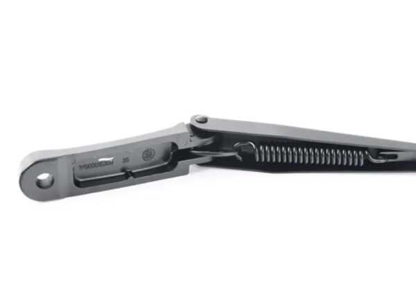 5C7955410B - NEW VOLKSWAGEN JETTA MK6 FRONT RIGHT WINDSHIELD WIPER ARM LHD 5C7955410B