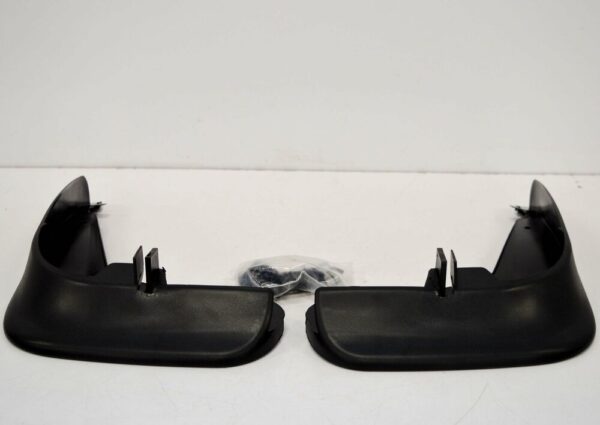 5G0075111 - New Genuine VW Golf 04-08 Front Mud Flaps Splash Guard Set 1K0075111 OEM