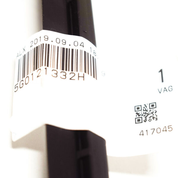 5G0121332H - NEW VOLKSWAGEN GOLF MK7 RADIATOR RIGHT SEALING STRIP 5G0121332H ORIGINAL