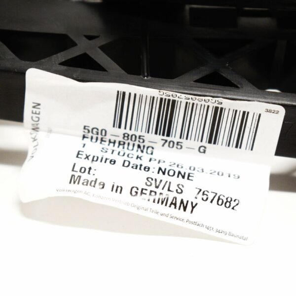 5G0805705G - NEW VOLKSWAGEN GOLF MK7 FRONT BUMPER SUPPORT BRACKET 5G0805705G