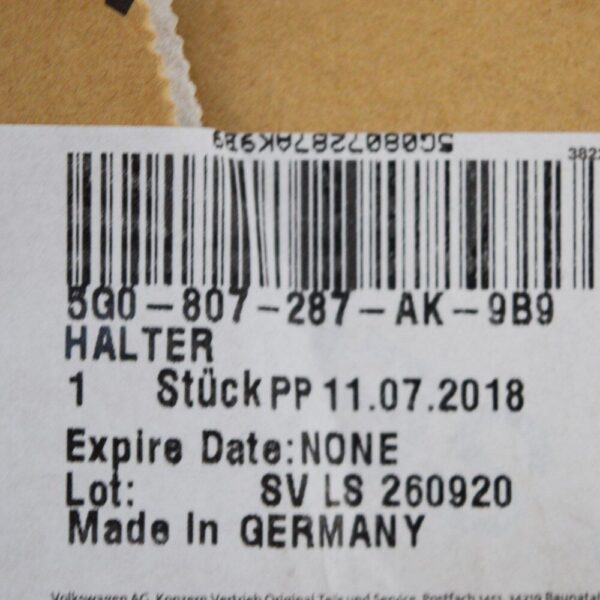 5G0807287AK9B9 - Volkswagen Golf Mk7 license plate mount front 5G0807287AK9B9 mint condition
