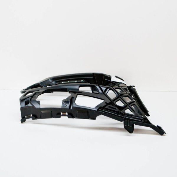 5G0807724B - NEW VW GOLF MK7 FRONT RIGHT BUMPER BRACKET 5G0807724B