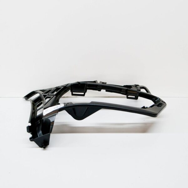5G0807724B - NEW VW GOLF MK7 FRONT RIGHT BUMPER BRACKET 5G0807724B