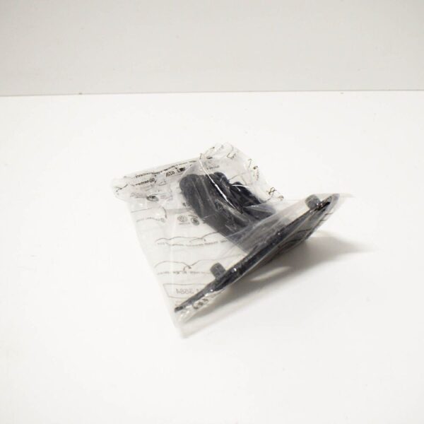 5G0821135B - NEW VOLKSWAGEN GOLF MK7 FRONT LEFT FENDER BRACKET 5G0821135B OEM