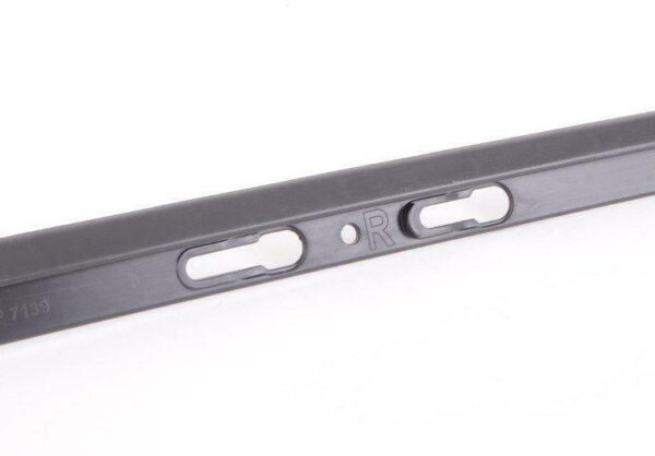 5G0853544A - NEW VW GOLF MK7 R RIGHT WIDENED SILL PANEL RETAINING STRIP 5G0853544A