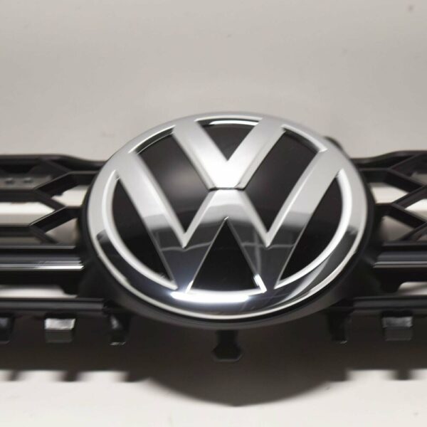 5G0853651AKBTV - NEW VOLKSWAGEN GOLF MK7 FRONT BUMPER GRILL GTD 5G0853651AKBTV GENUINE